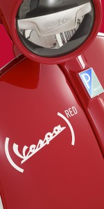 vespa-946-red-thumb-01